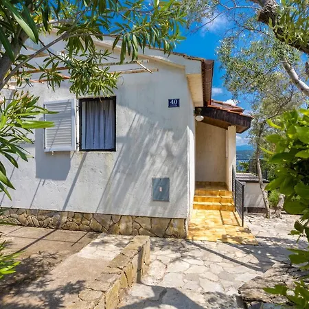 Martina By El-pi Tours Vantacici