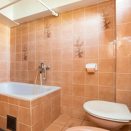 Martina By El-pi Tours Vantacici