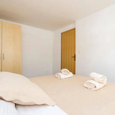 Martina By El-pi Tours *