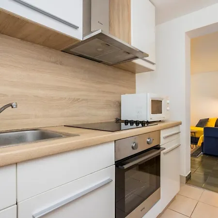 Apartman Martina By El-pi Tours *